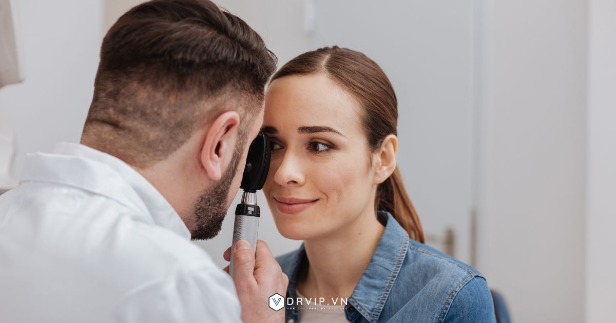 Đèn soi đáy mắt truyền thống Welch Allyn