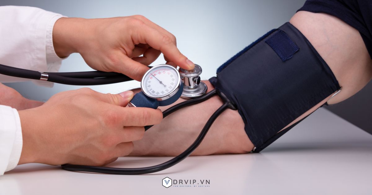 Cách đo huyết áp cơ