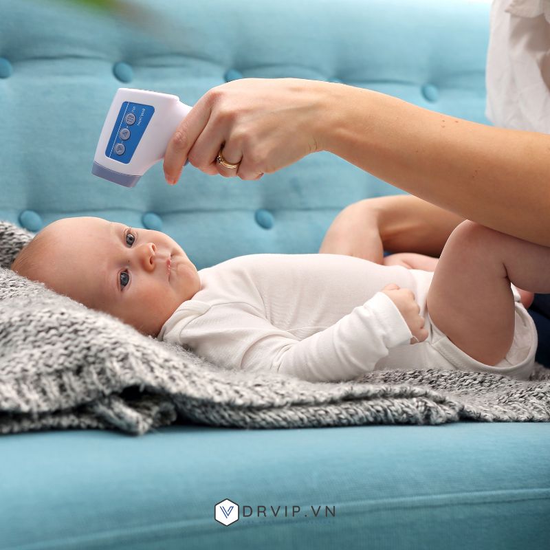 Đo nhiệt độ ở trán