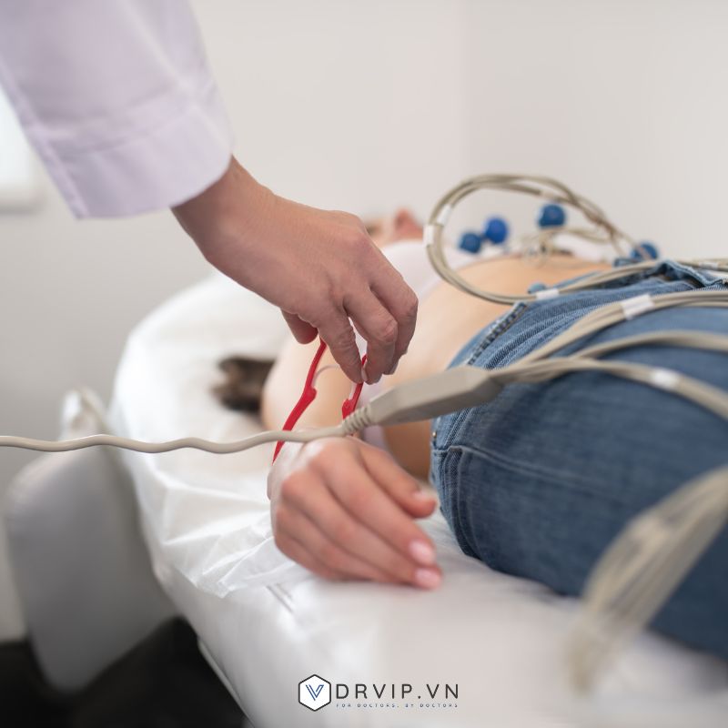 Ai cần đo ECG