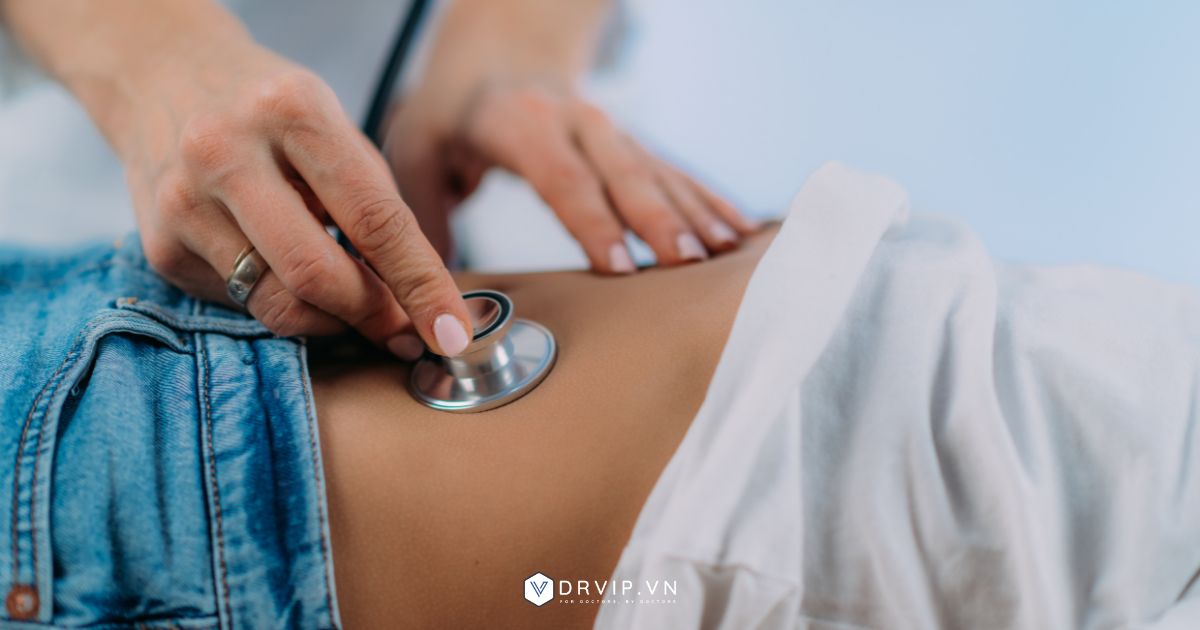 Quy trình sử dụng ống nghe trong thăm khám bụng