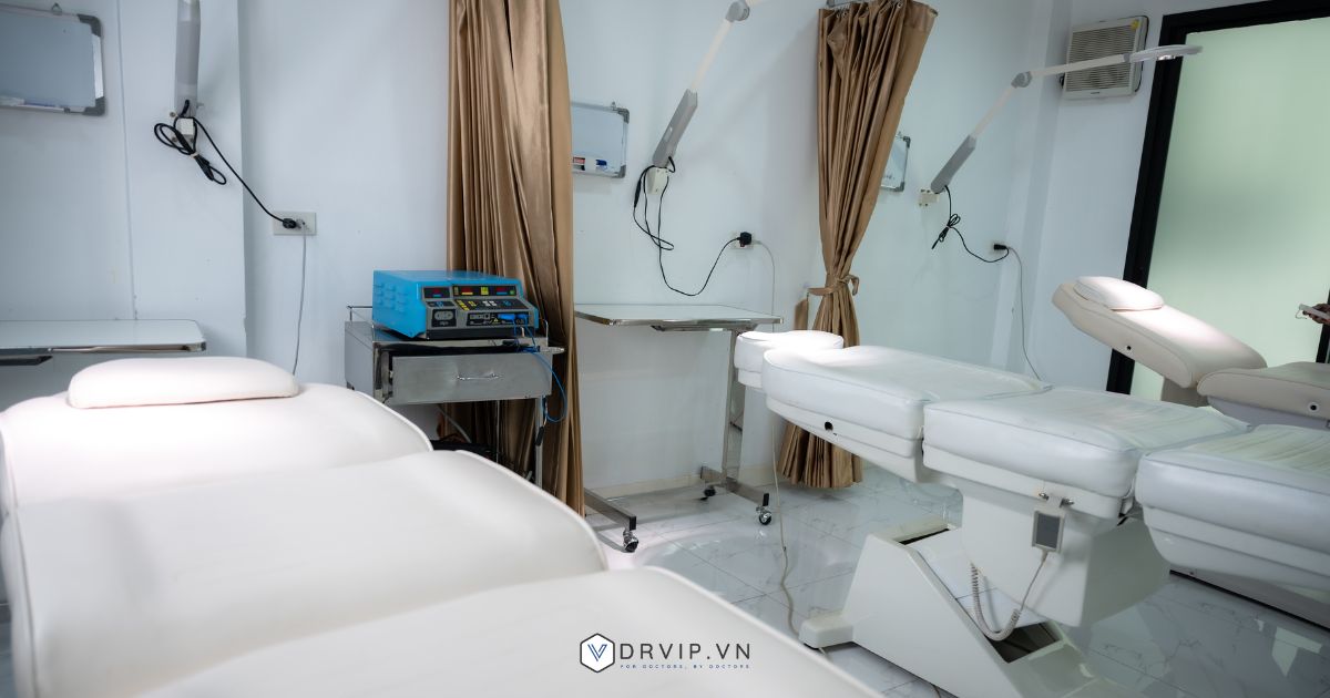 Trang thiết bị cho phòng khám đa khoa
