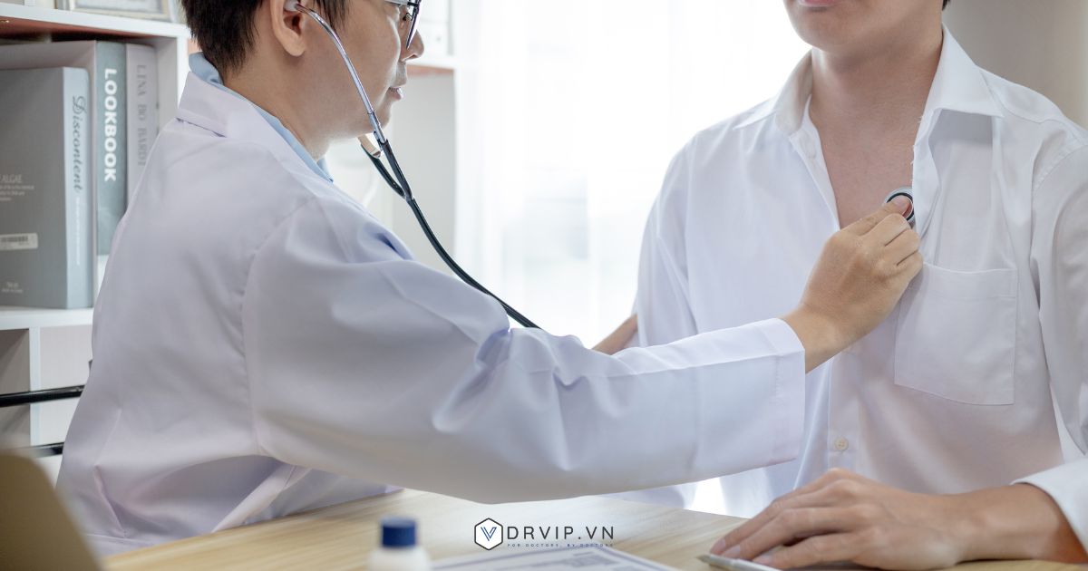 Vì sao nên sử dụng ống nghe tim mạch để khám tim